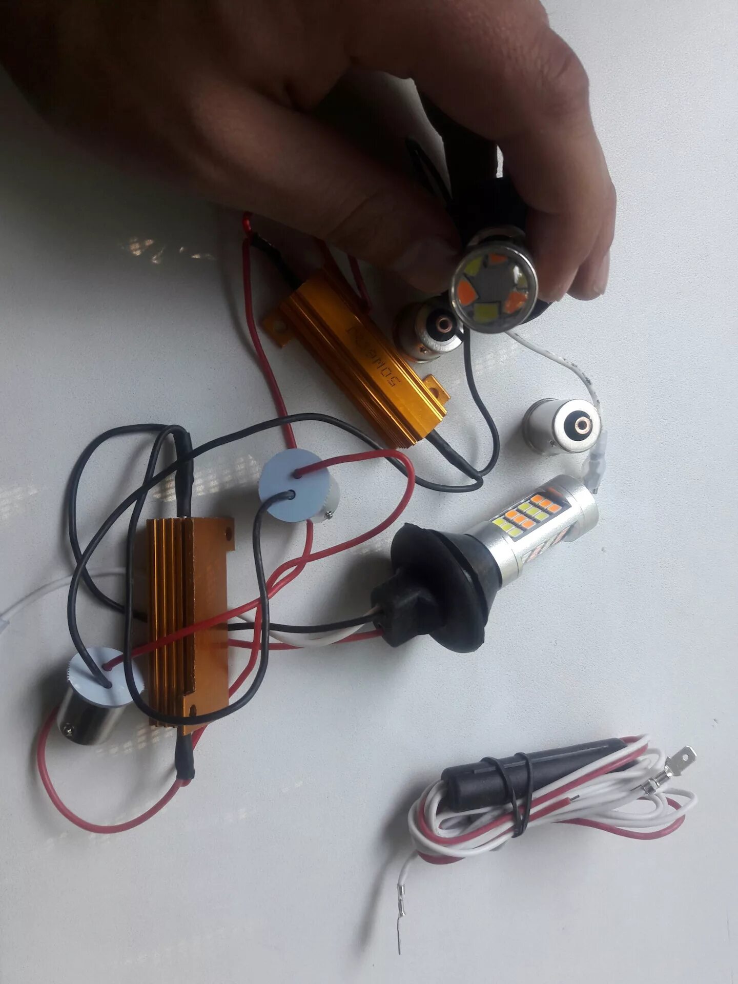 Двухрежимные лампы в поворотник. Двухрежимные лампы в поворотник. Светодиодная лампа led p21w, ba15s, alfa s25-22 (lumen). Wy21w двухрежимные светодиодные. Светодиодные лампы t25 bau15s дхо в поворотники (2 в 1) 42smd 2835 бело-желт.