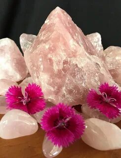 Розовый кварц камень