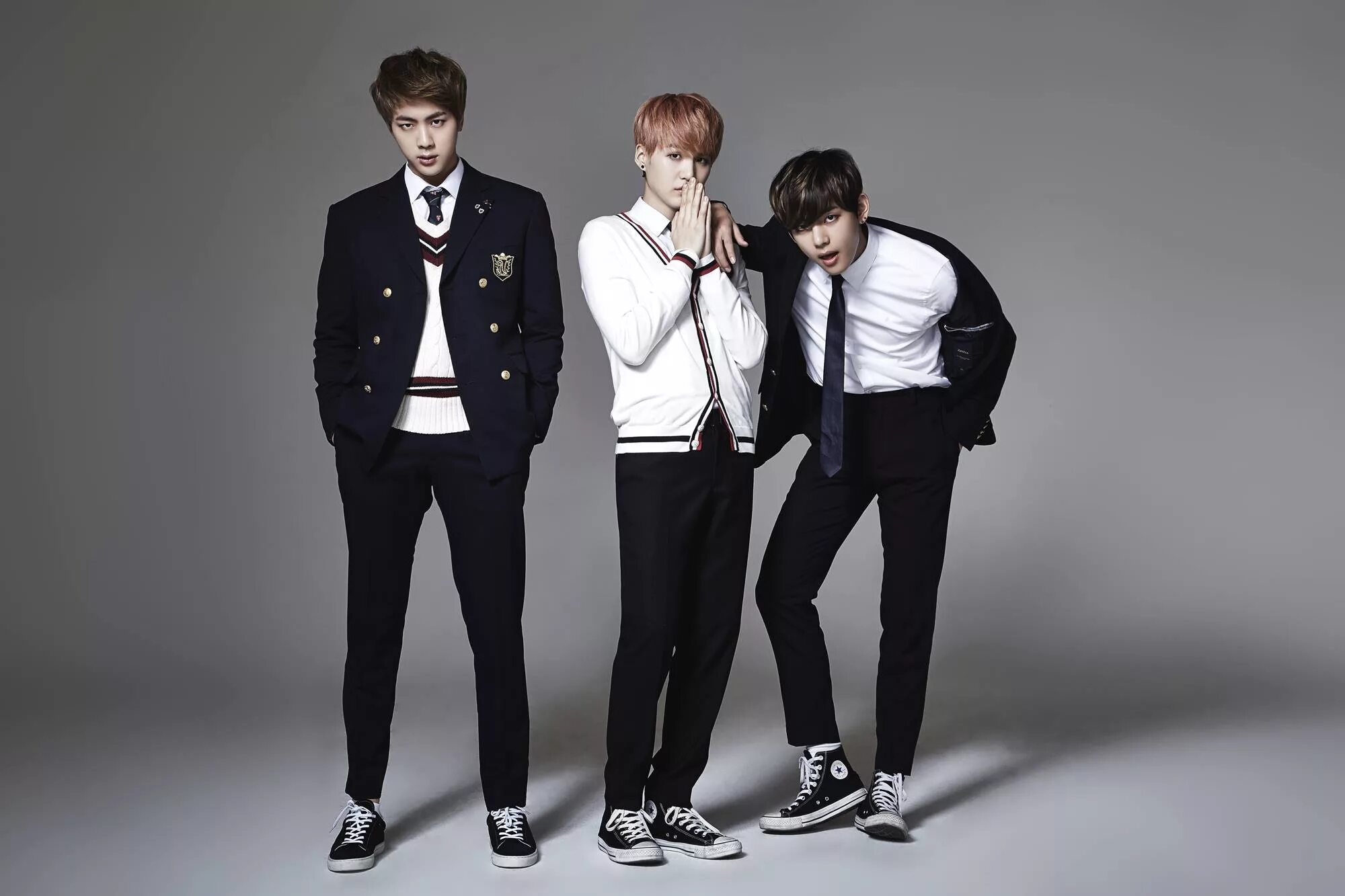 Кей поп 3. Кей поп 3. Bts группа корея. Кей поп 3. Sbs корейский группа.