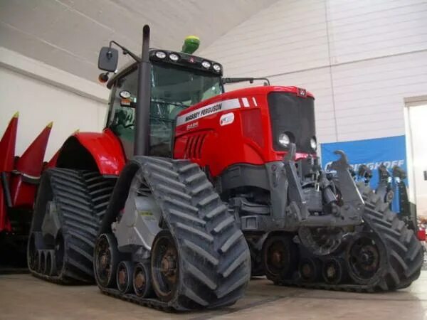 т-4 трактор. хтз-181 гусеничный.