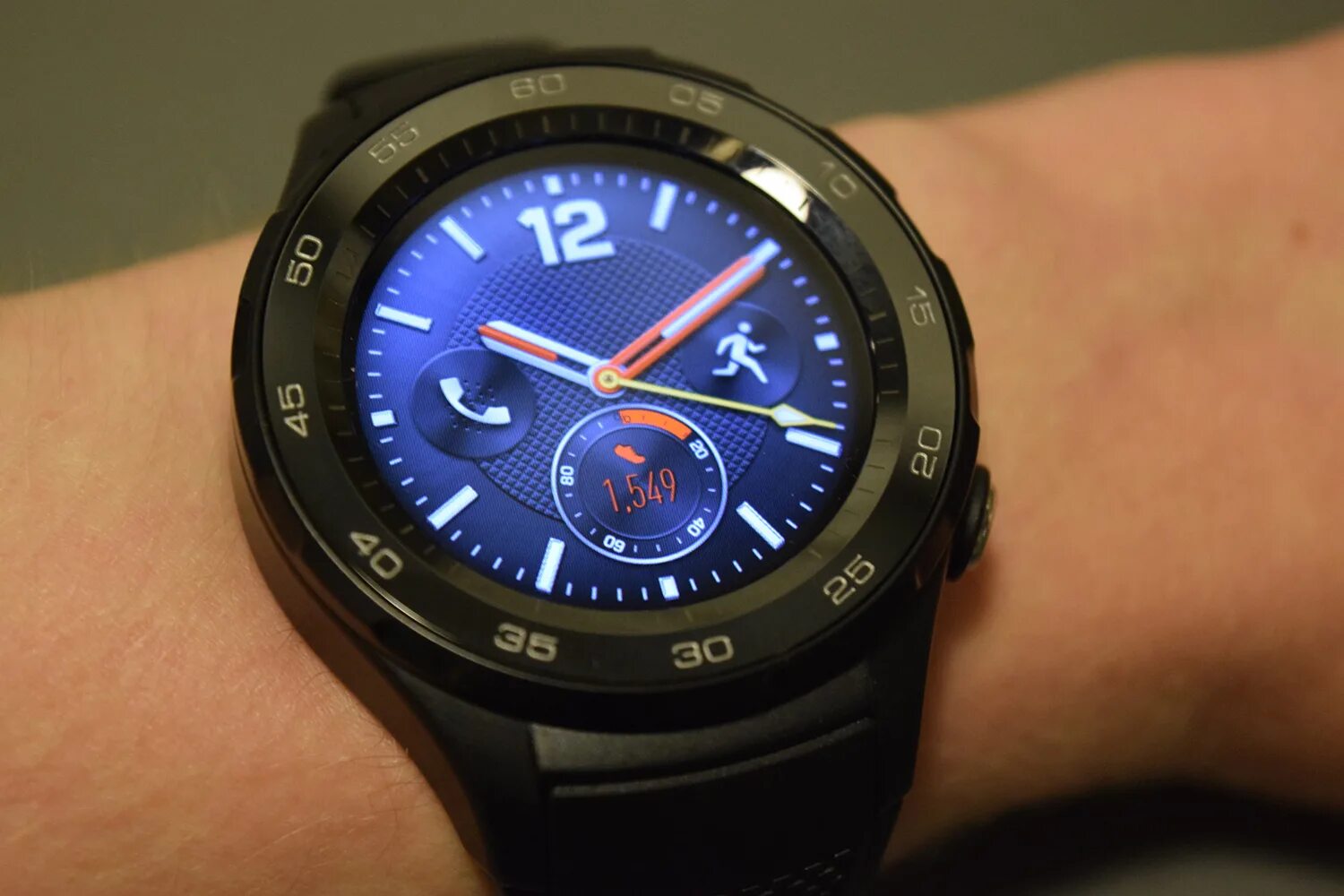 Покажи часы huawei. Huawei watch 2 Sport. Huawei watch Classic. Часы Хуавей 2023. Huawei watch 4 2023.