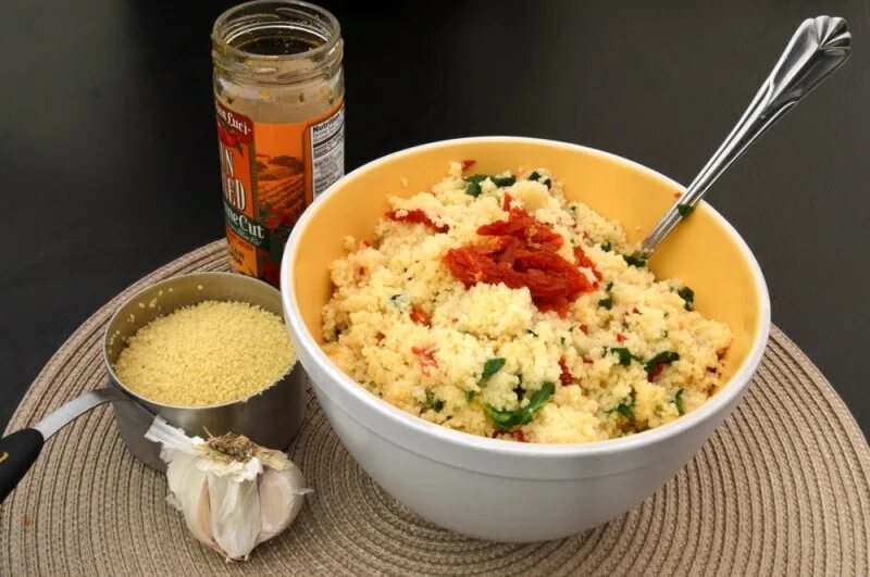 Кус кус пп. Булгур киноа и кускус. кус кус марокко. завтрак с кускусом. пп завтраки с кускусом.