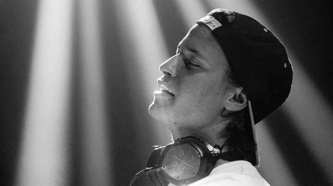 Kygo слушать. Kygo норвежский диджей. Кайго ваарани. Kygo фото певца. Kygo девушка.