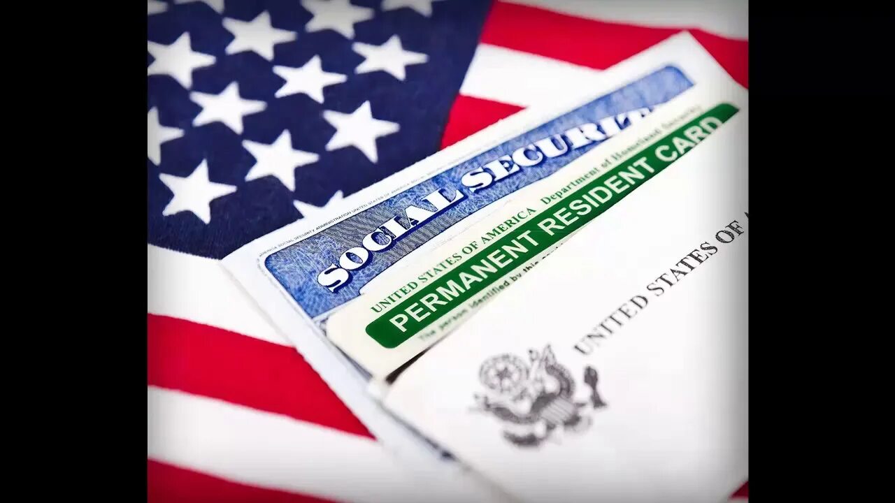 Dv 2025 green card. Green Card 2025. Грин-карта США. Gyrin Kart. Виза в США Грин карта.