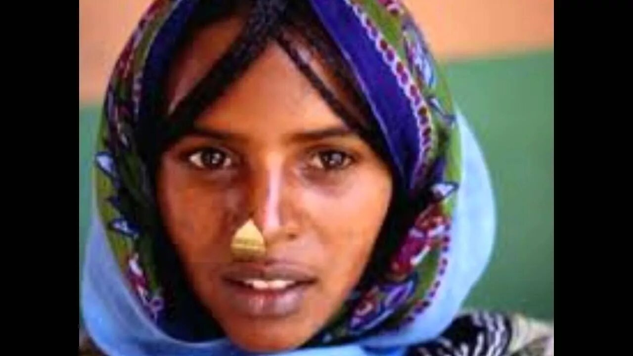 Эритрейцы кто это. Тиграи Эритрея. Мавры внешность. Туареги девушки. Тигринья народ.