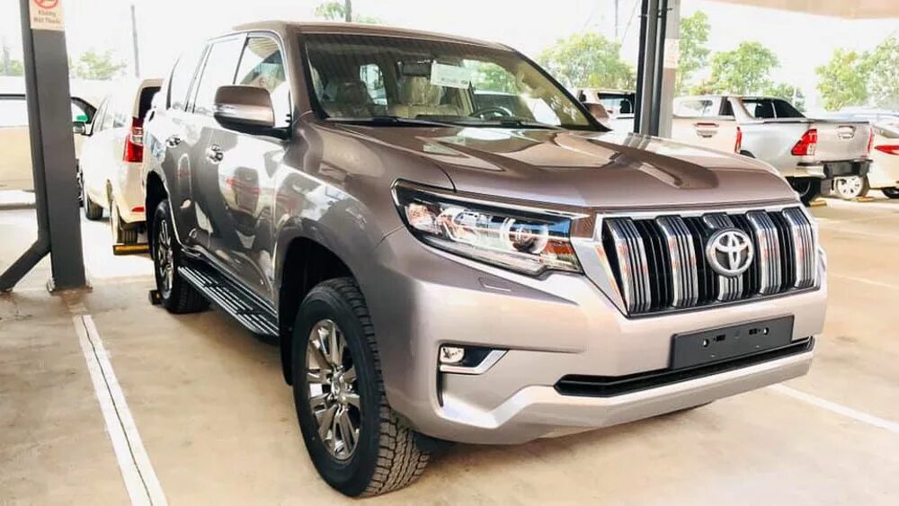 Куплю прадо 2020 года. Toyota Land Cruiser Prado 2020. Toyota Land Cruiser Prado 2020 серый. Прадо 150 2020. Крузак Прадо 2020.