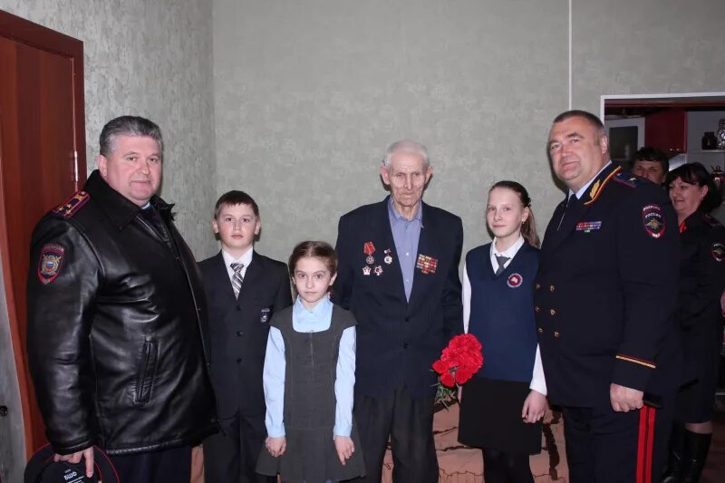 Войнов умвд орел. Начальник полиции верховского района орловской области. Ровд орла. Ровд орловской области. Умвд солохин орел.