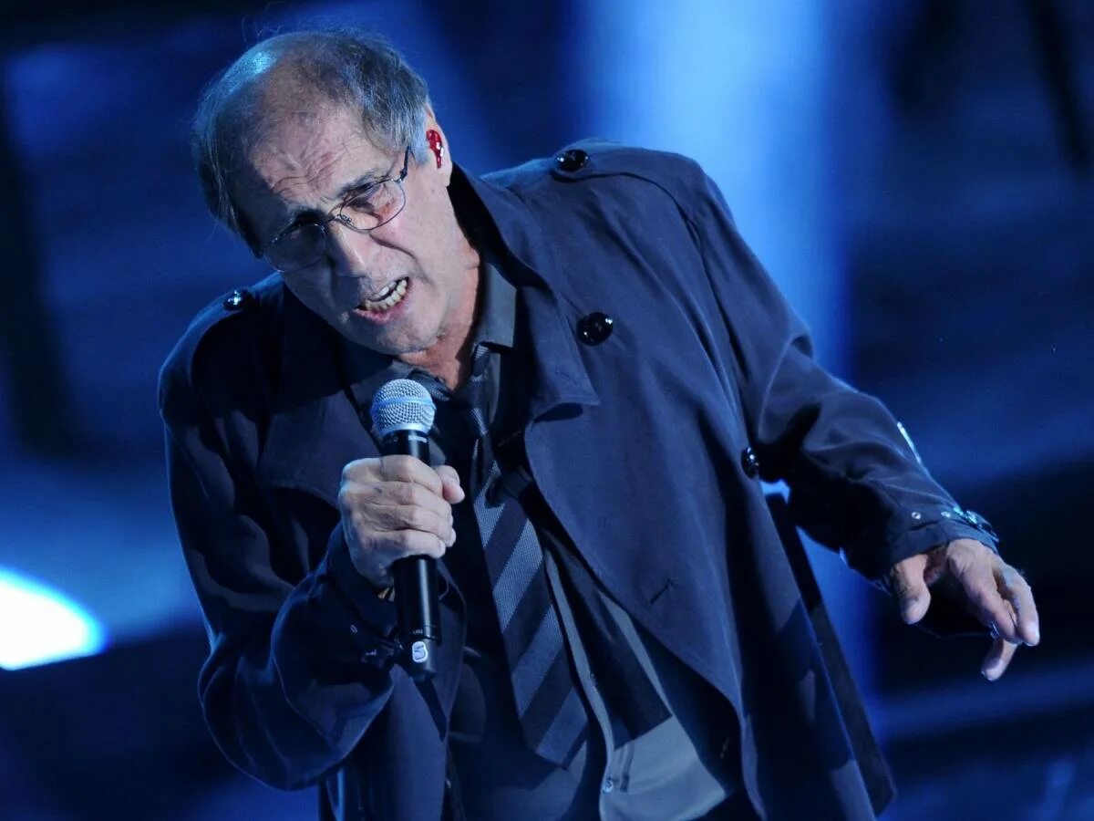 Челентано исполнение песен. Челентано исполнение песен. …adriano адриано челентано. Адриано челентано 2024. Адриано челентано поет.