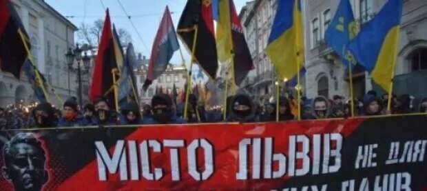 Украинские бандеровки в Польше. Польский национализм украинофобия. Незалежная рохляндия. Польские националисты против Бандеры