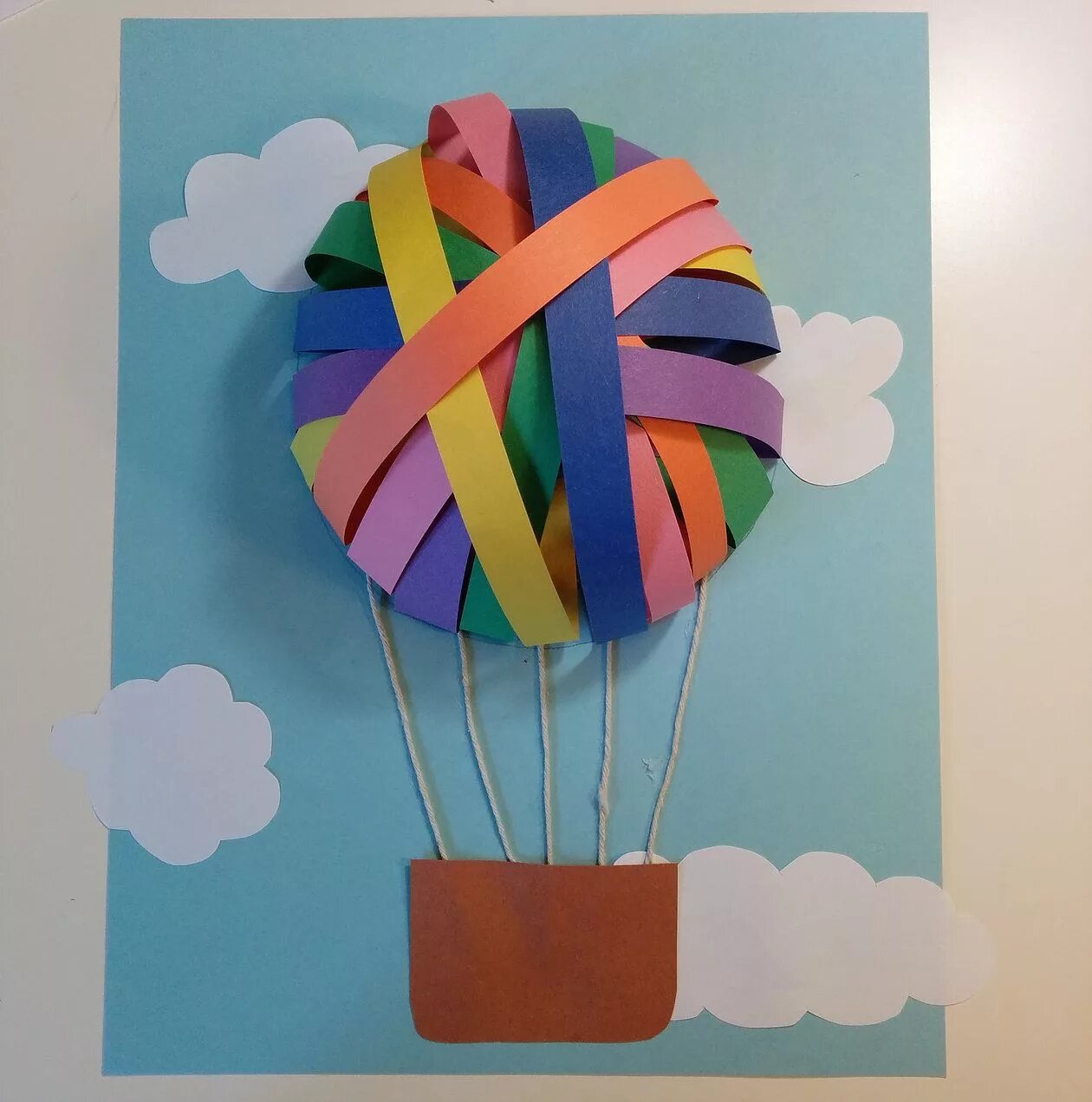 Воздушный шар технология. Поделка воздушный шар из бумаги. Поделка воздушный шар с корзиной. Поделки для дошкольников. Поделка из бумаги воздушный шар с корзиной.