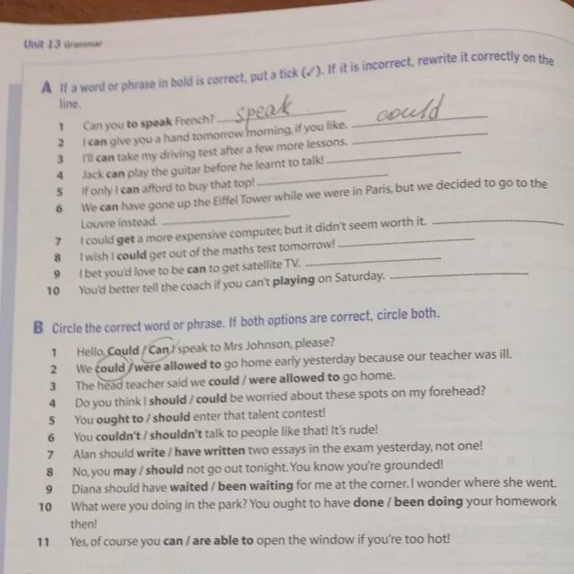 Are the following sentences correct put a Tick are they Incorrect change the Words ответы. Перевод circle the correct Word or phrase.. Circle the Words that are Incorrect. Then write the sentences correctly.