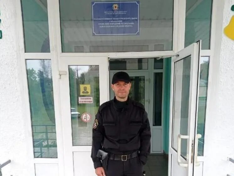 охрана в лнр и днр вакансии. охранник в школу на донбасс. лнр набор в военную полицию. охрана школ в днр. служба в мвд лнр.