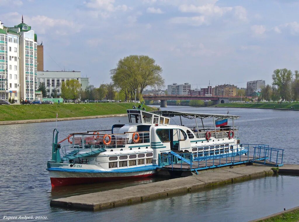 Нагатинский затон речной трамвайчик. Орловские речные трамвайчики. Речной трамвайчик орел. Теплоход г орёл. Орёл судоходство по оке.