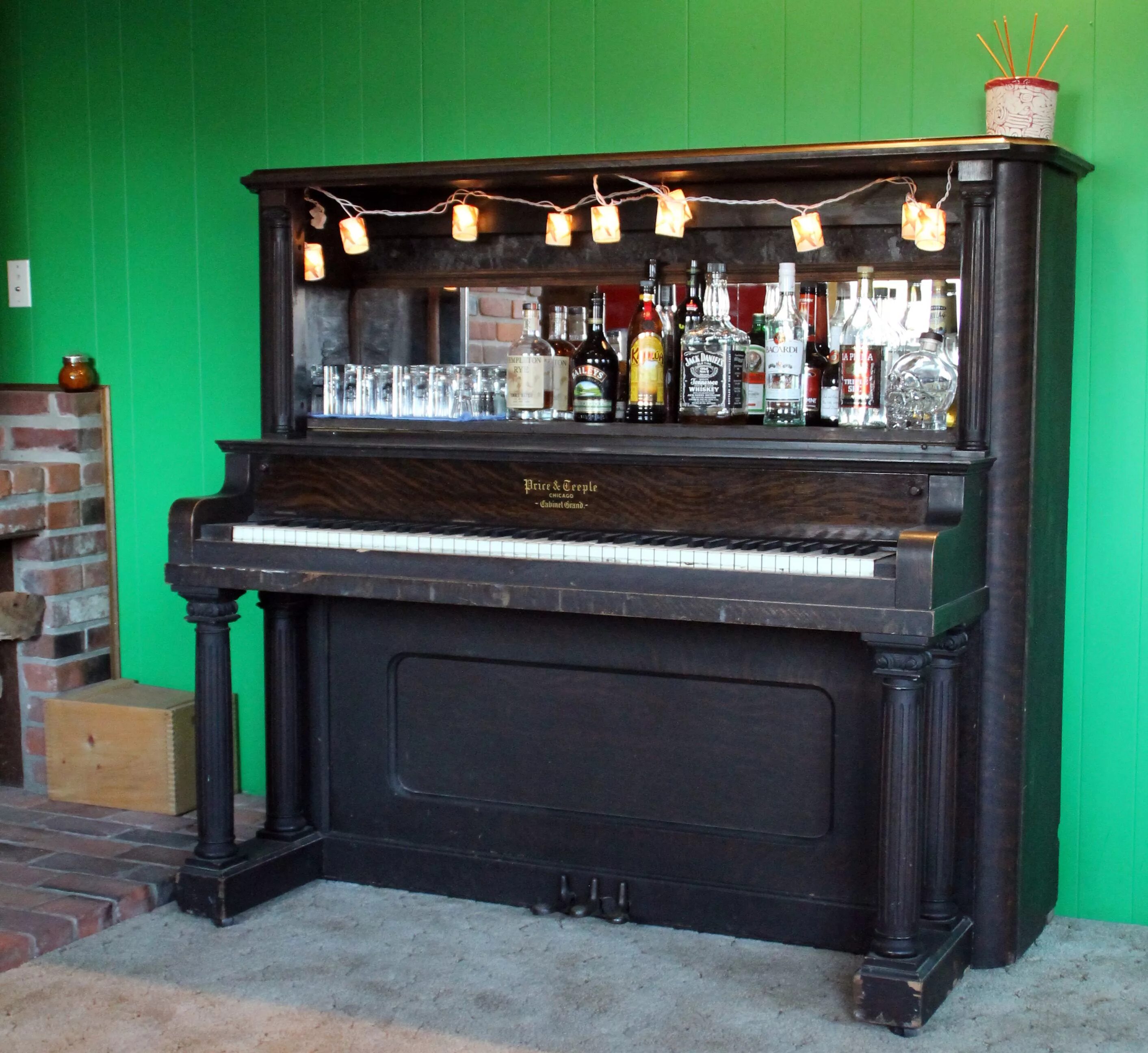 Piano bar Piano bar, Piano, Bar