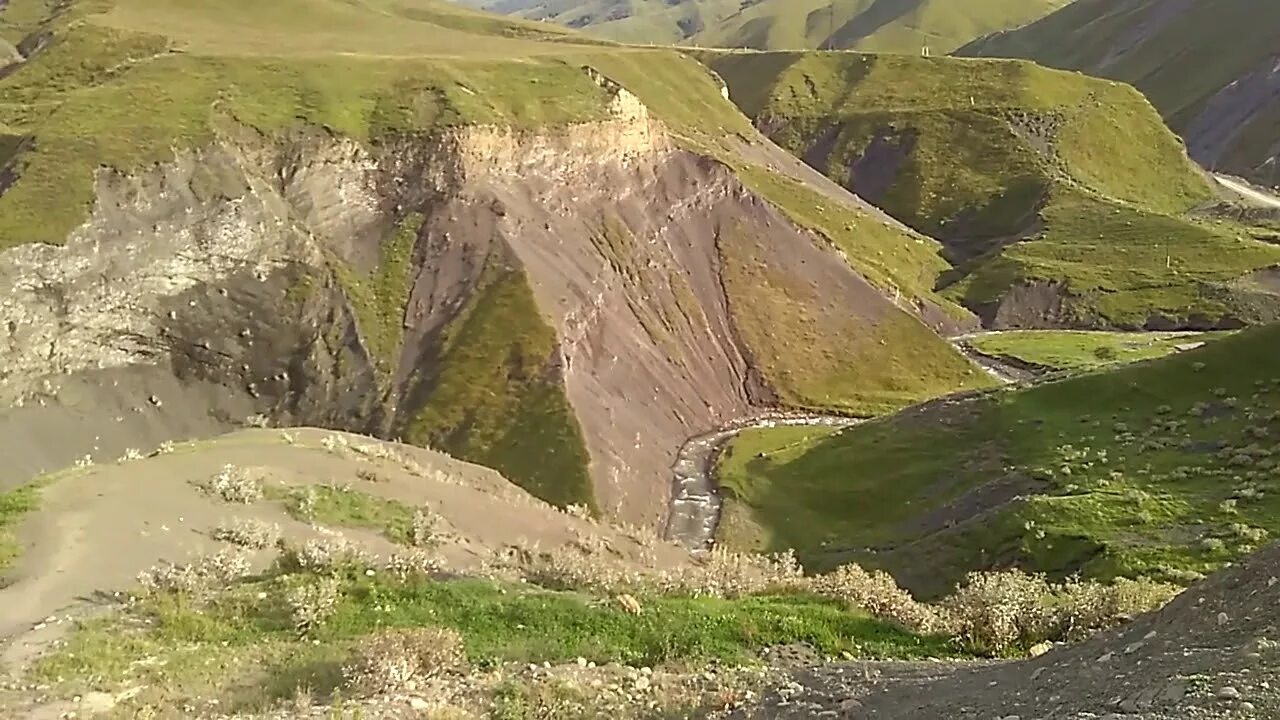 Щара Лакский район. Дагестан гора Шунудаг. Горы Кавказа Лакский район. Гора Шунудаг Лакский район.