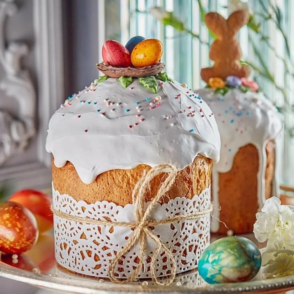 Пасха на пасху. Куличи на Пасху. Easter Cake кулич. Украшение куличей. Пасхальный кулич декор.