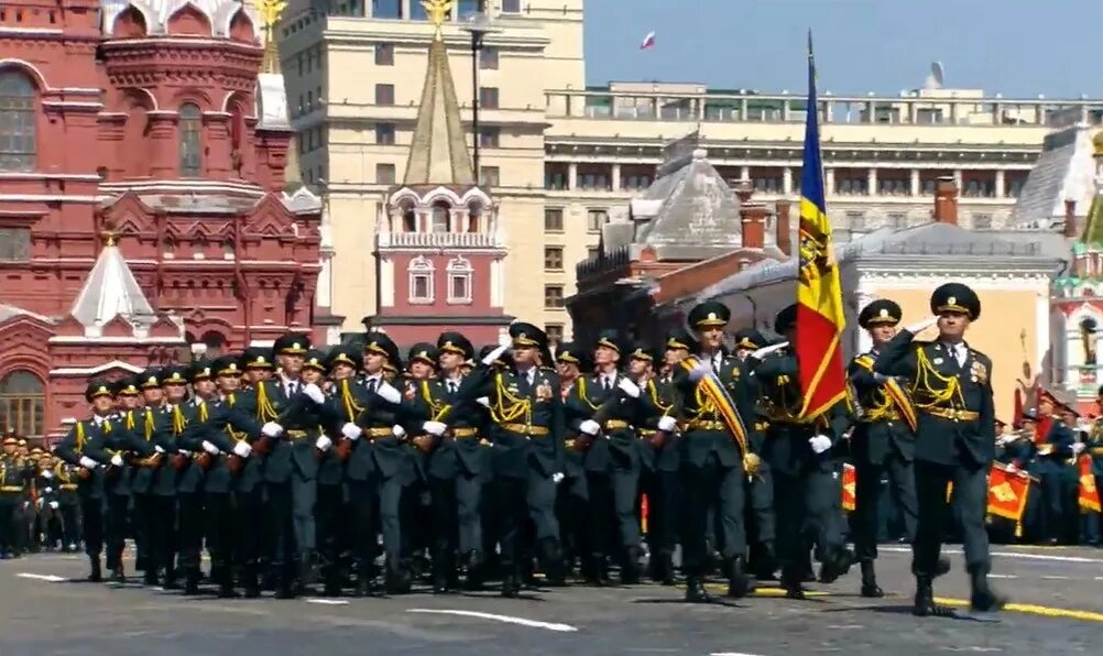 Видео парада победы в москве. Парад Победы в Москве 24 июня 2020. Парад 9 мая 2020 в Москве. Военный парад в честь 75-летия Победы в Москве. Парад Победы на красной площади в Москве.