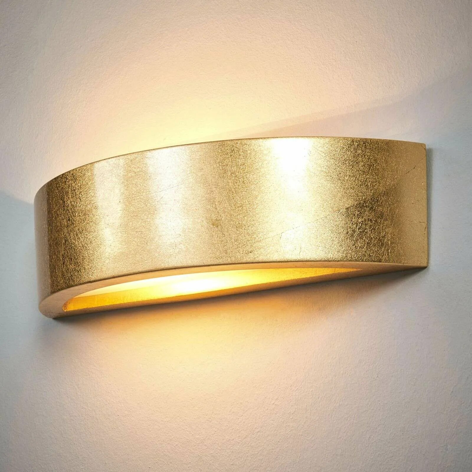 Настенный светильник золото. Бра настенные eurosvet. Золотой светильник бра. Бра wall lamp martinez gold. Светильник настенный белое золото.