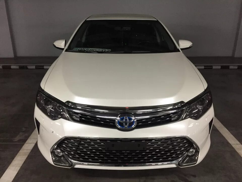 Camry 55. Camry 55 Exclusive 2017. Тойота Камри 55 эксклюзив 2017. Тойота Камри эксклюзив 2017 белая.