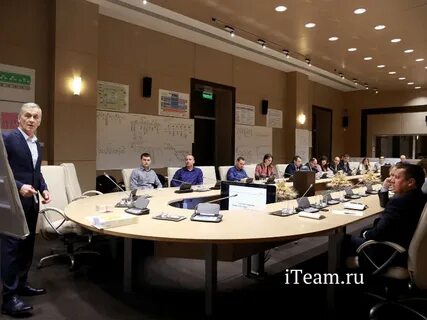 Компания под управлением