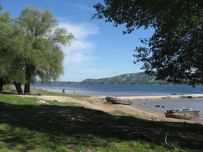 Пляжи сочи в августе. Фестивальный пляж. Сочи городской пляж фото. Концертный зал в сочи на набережной. Сочи городской пляж фото.
