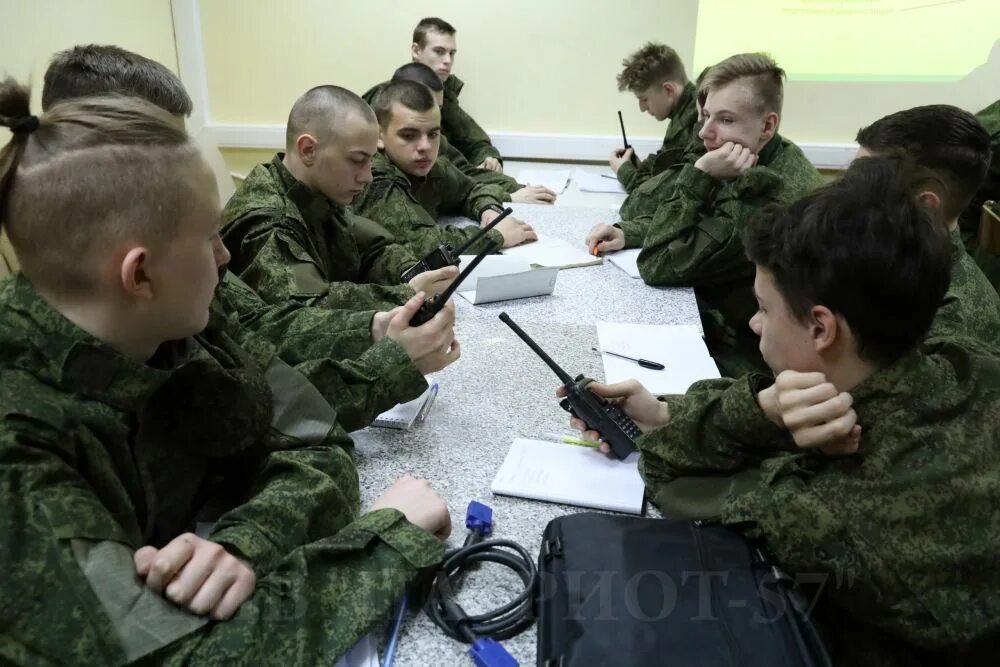 Военно патриотические сборы. Патриот военные сборы. Военные сборы фото. Авангард Военная подготовка. Военная подготовка авангард