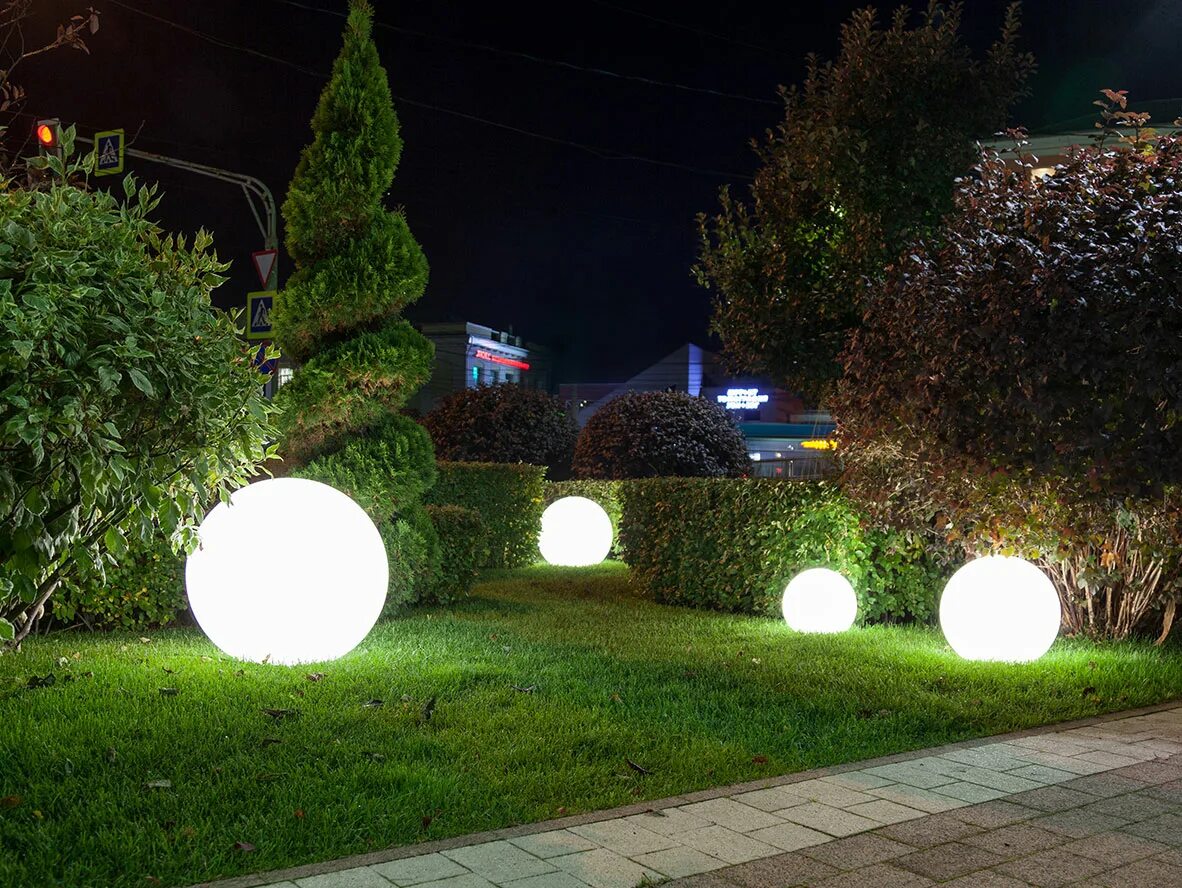 Купить шары уличные. Лампа Sphere Light rizing2 led. Светильники шары уличные. Ландшафтные светильники шары. Ландшафтный светильник шар.