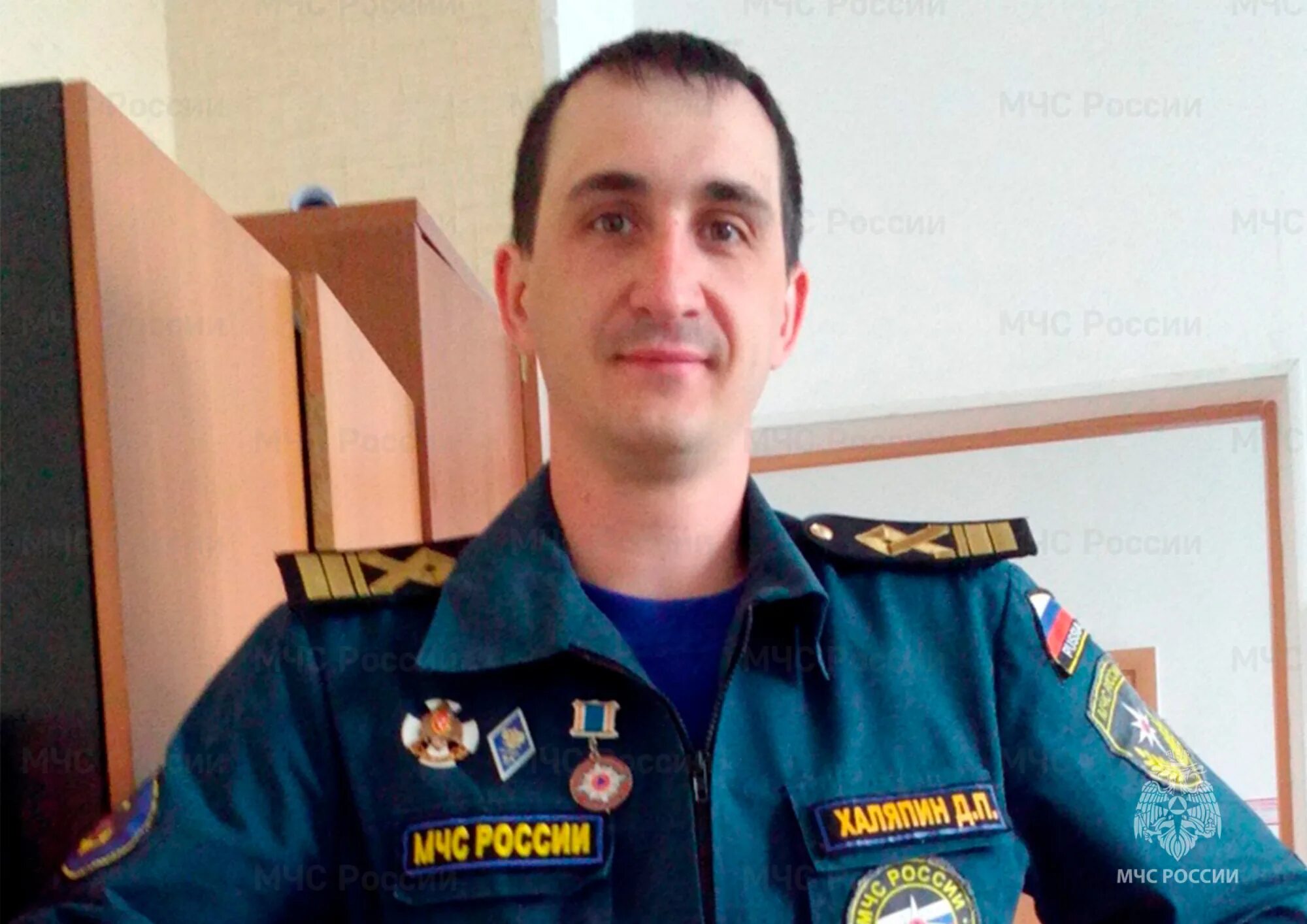 Новосибирский гимс. Начальник гимс новосибирск. Новосибирский гимс. Лодка мчс резиновая. Новосибирский гимс.