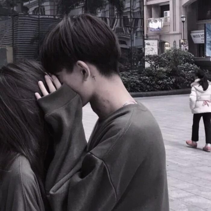 Аниме пары раздельные. Аниме ангел и демон. Zxc парные. Корейские парочки в черном. Темное аниме парные.