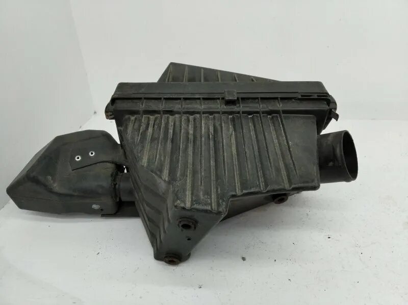 Корпус воздушного фильтра 2190. Корпус воздушного фильтра авео т250 1. Корпус воздушного фильтра дс4. Корпус воздушного фильтра форд мондео. Корпус воздушного фильтра chrysler saratoga.