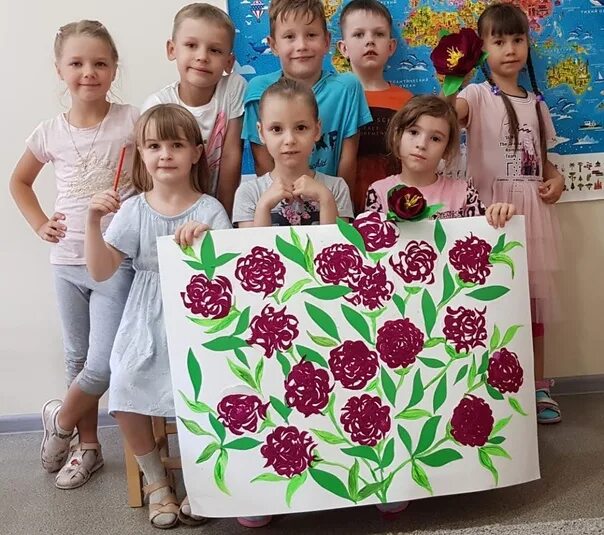 Мастер-класс по изготовлению коллективной композиции "Будем помнить всегда" - до