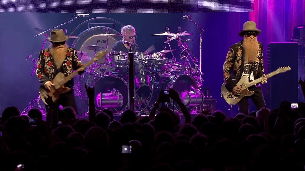 Zz top got me. Zz top концерт подтанцовка. Zz top live. Zz top live. Zz top live.