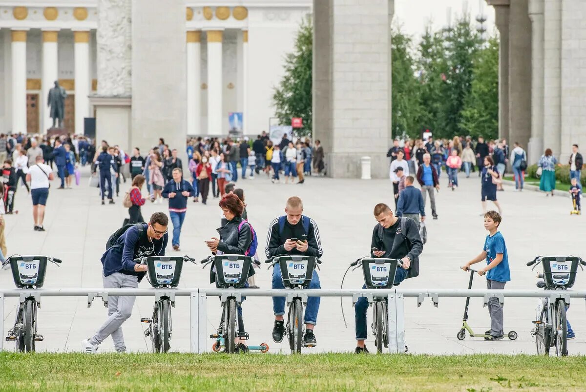 Куда идти на вднх. Grand skate tour вднх. вднх сейчас. вднх скейт парк на вднх. вднх фестивал.