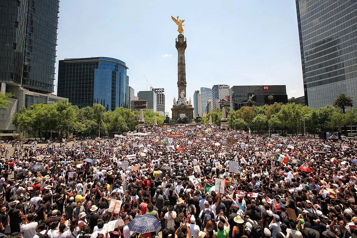 Мексика 2006 год. Marcha. Megamarcha. Politica photos. Мексика митинг