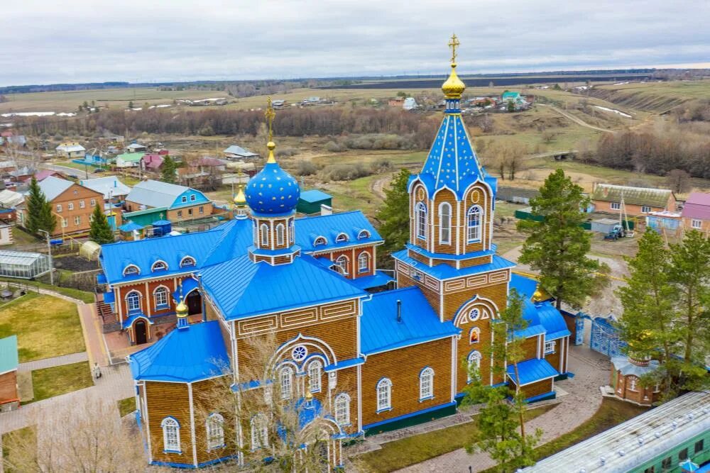 Святой источник ташла самарская. Свято-Троицкий храм (Ташла). Храм в Ташле Самарской области. Ташла Самарская область Святой источник. Троицкий женский монастырь Ташла.