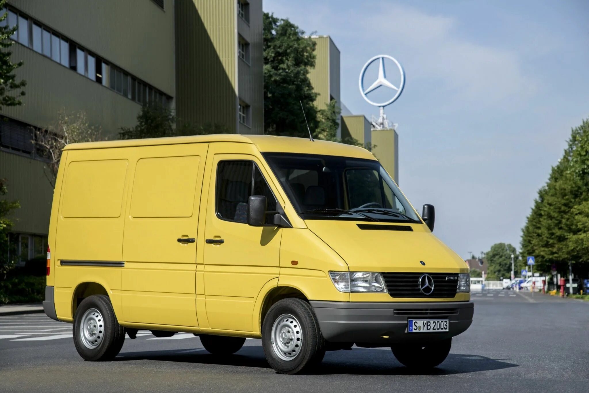 Спринтер 208д. Мерседес Спринтер 208. Mercedes Benz Sprinter 208d. Мерседес Бенц 208d. Mercedes-Benz Sprinter w901.