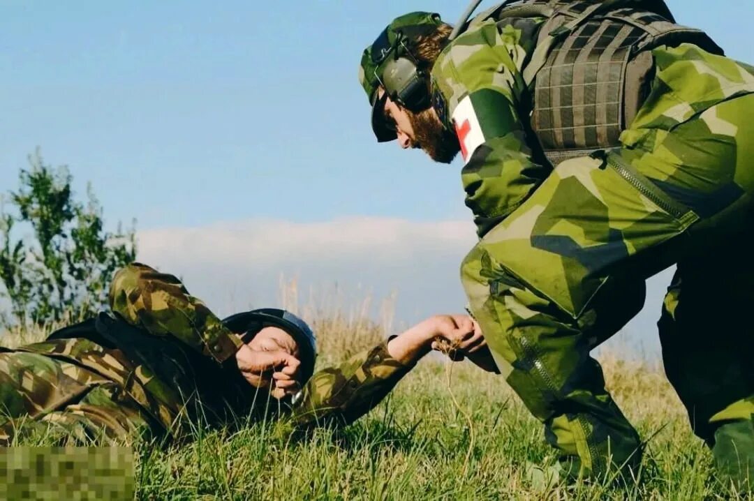 Группа помощи военным. Военно-Полевая медицина.