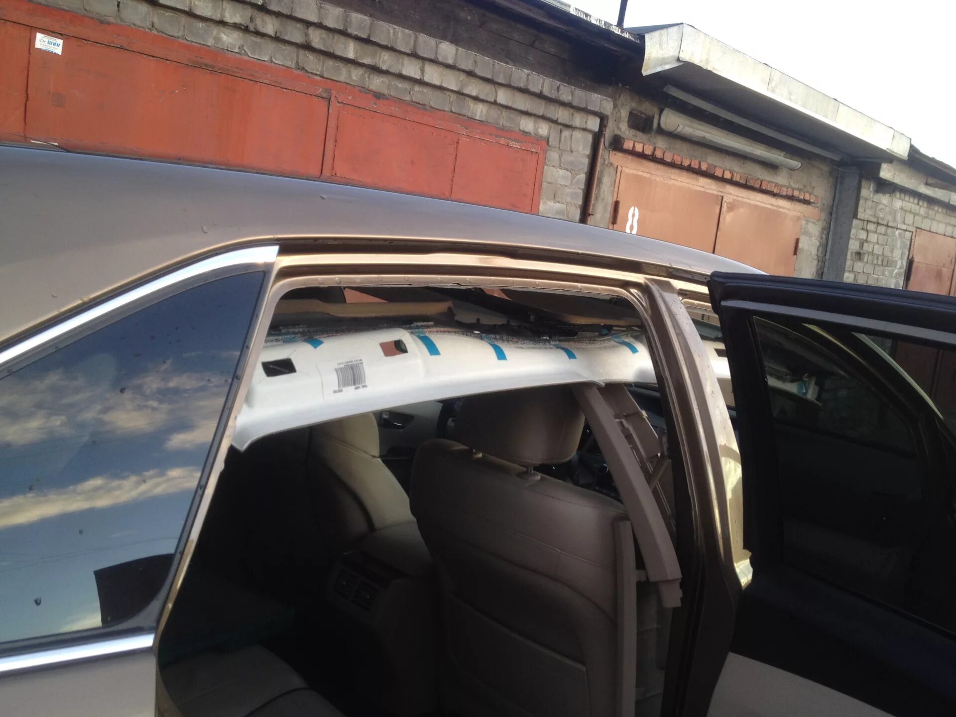 Toyota venza панорамная крыша. Рейлинги тойота венза. Тойота венза панорамная крыша. Рейлинги тойота венза. Багажник на крышу тойота венза.