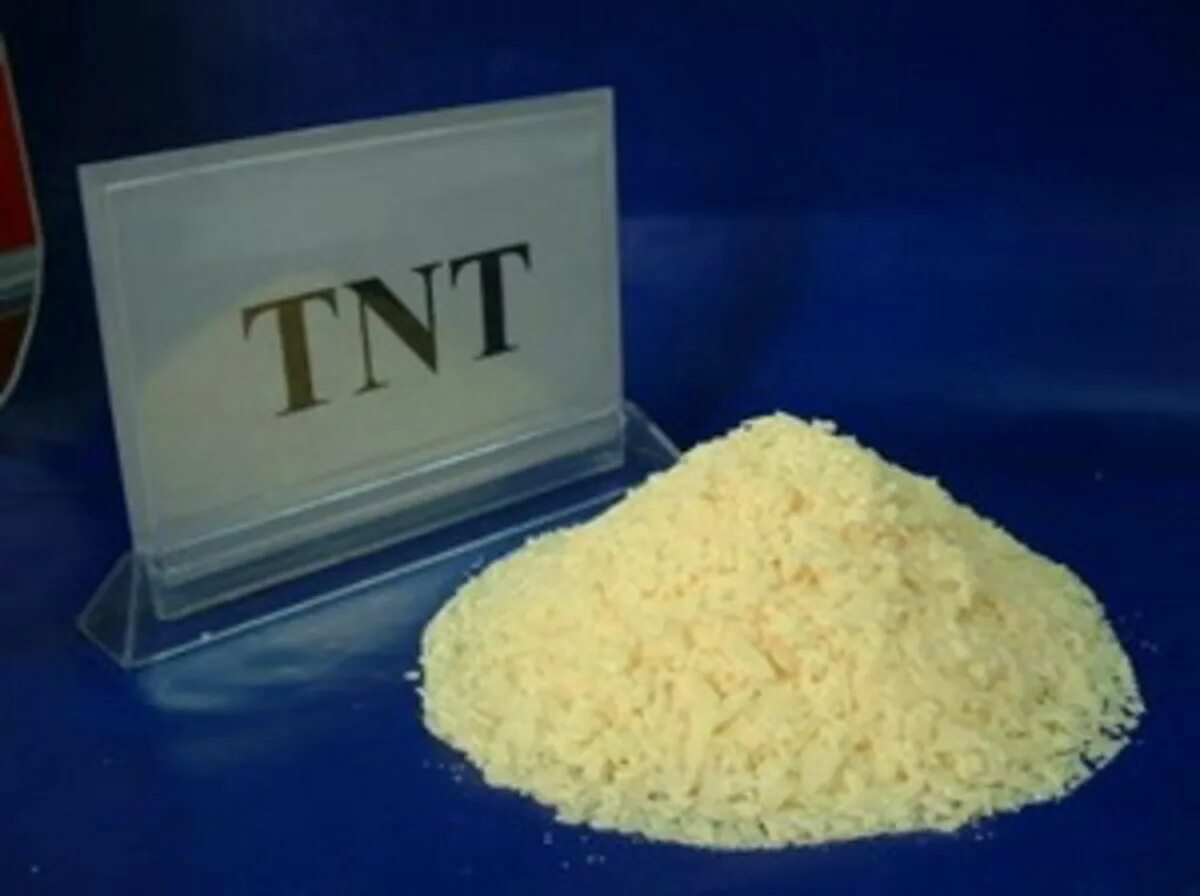 Тол это. Взрывчатые вещества тротил. Тринитротолуол взрывоопасное вещество. 2 4 6 Тринитротолуол. Химическая формула тротила.