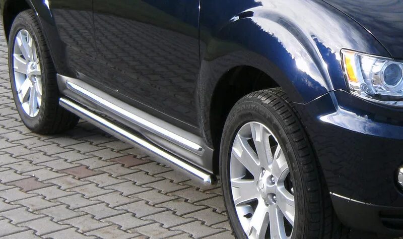 Пороги outlander xl. Пороги на мицубиси аутлендер хл. Пороги на mitsubishi outlander xl. Защита порогов митсубиси аутлендер xl. Пороги мицубиси аутлендер xl.