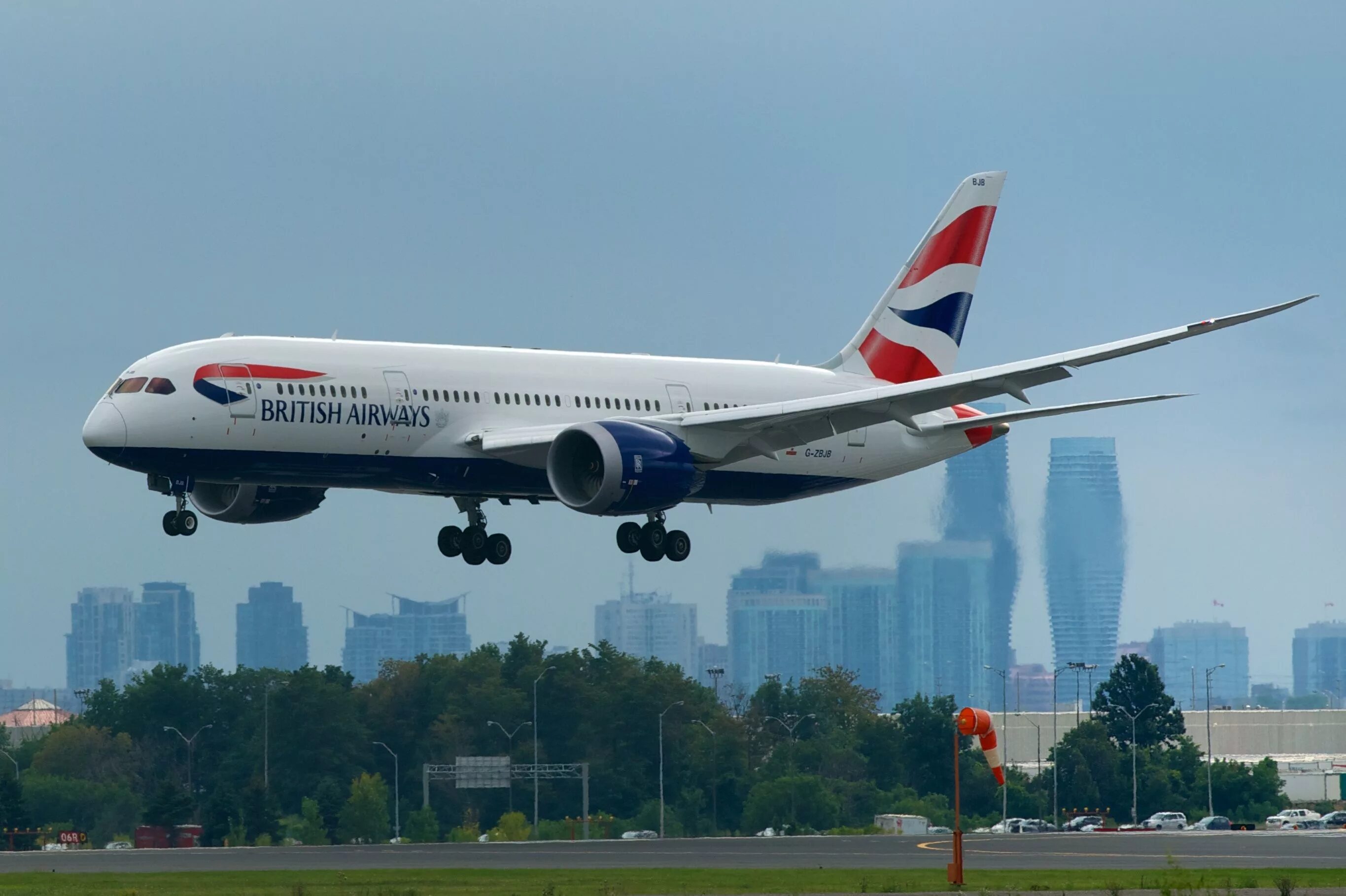 Бритиш Эйрлайнс. Самолет Лондон. Британские авиалинии. British Airways ф350щ.