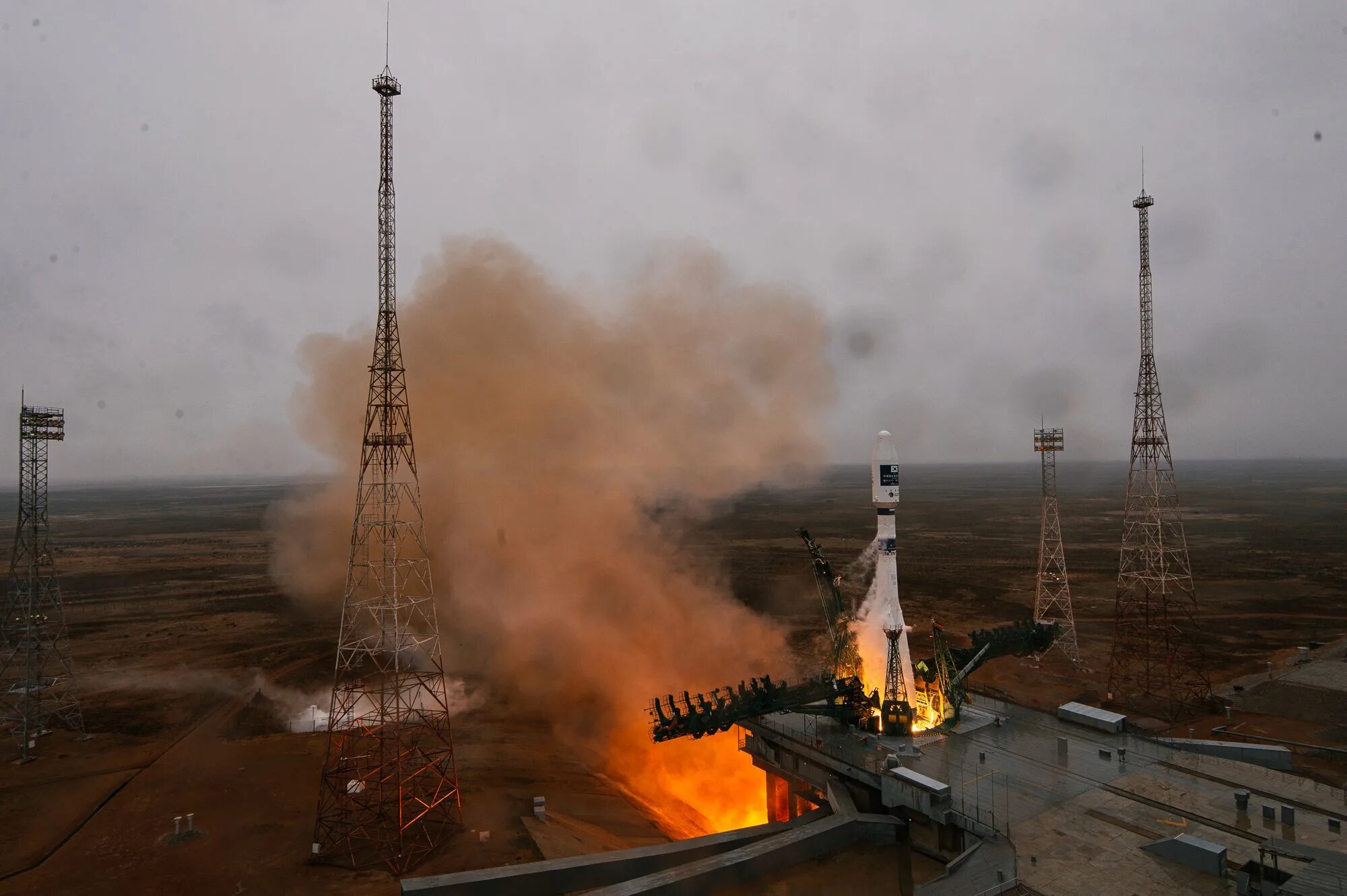 Ракета Союз-2.1а стартовала с космодрома Байконур. Ракета на космодроме Байконур. Космодром Байконур 2021. Космодром Байконур старт ракеты Союз-2.1а.