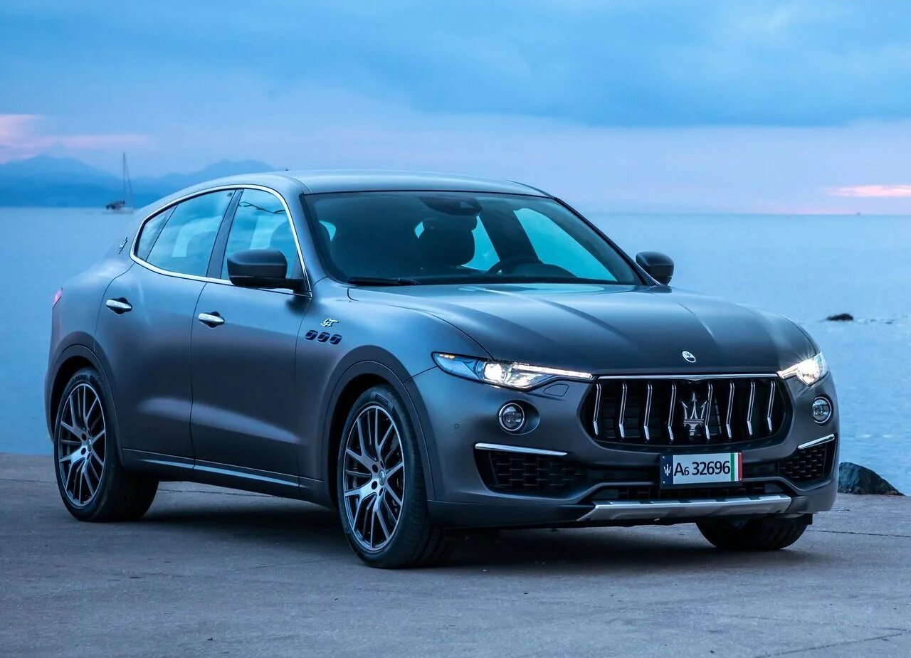 Машина Мазерати Леванте. Maserati Levante Hybrid 2021 года. Maserati Levante gt Hybrid. Maserati Levante фото. Купить мазерати леванте