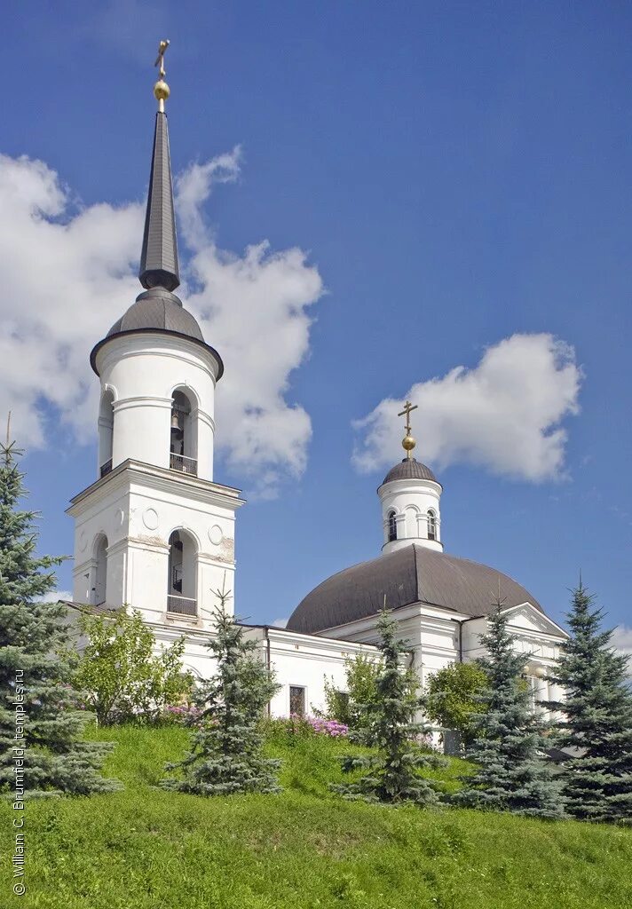 Церковь на парковой череповец. Христорождественский храм череповец. Фотографии храма рождества христова в череповце. Церковь на парковой череповец. Череповца.