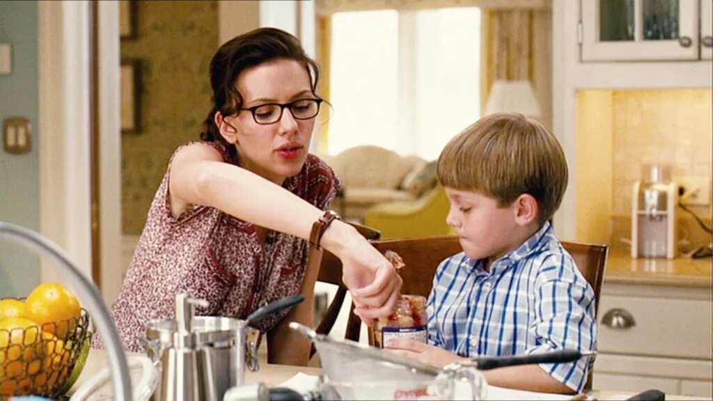 Нянь фильм 2011 актёры. Няня фильм 2007. Приключения 2 нянь фильм. Идеальная няня (chanson douce) 2019. Содержание нянь.