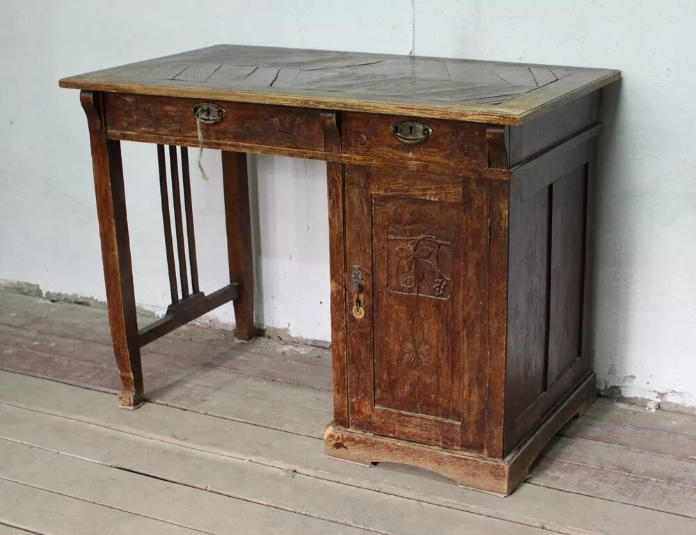 Стол письменный однотумбовый Модерн 19 век. Старинный письменный стол артикул СП-4462. Старинный столик.