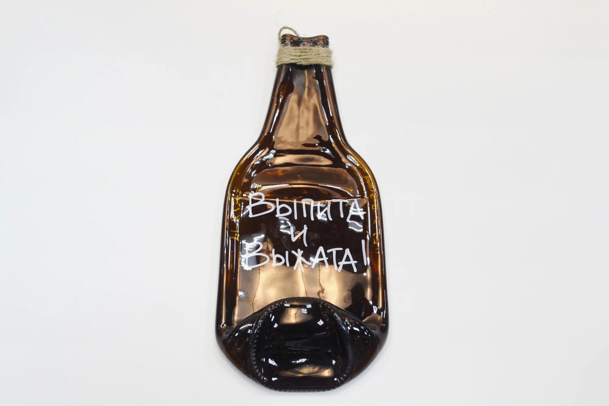 Бутылка сувенирная. Сувенир в бутылке. Надпись на подарочную бутылку. Кубань бутылки сувенирные.