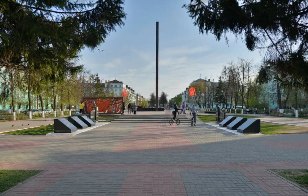 аллея дзержинск. аллея славы дзержинск. аллея героев дзержинска нижегородской области. аллея героев скамейки дзержинска нижегородской. парковая аллея дзержинск.