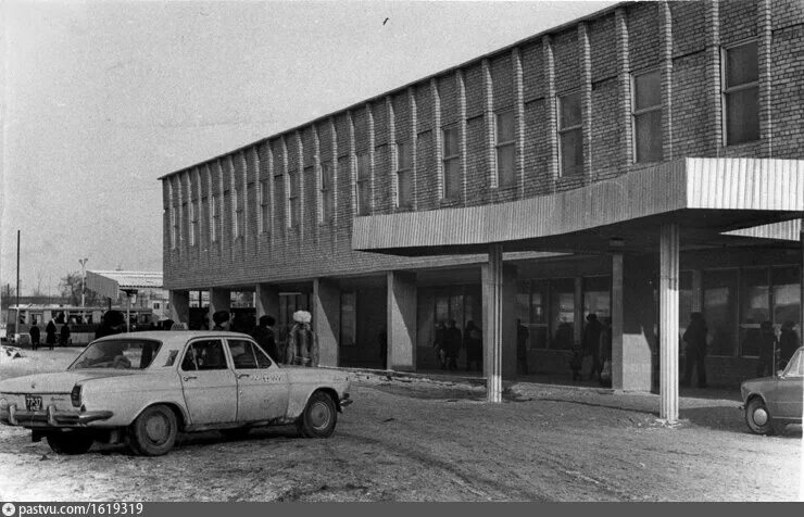 Автовокзал советский телефон. Автовокзал Сызрань. Автовокзал Тольятти старый город. Сызрань в СССР. Сызранский автовокзал, Сызрань.