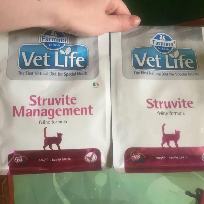 Vet life cat struvite. Farmina Urinary Struvite для кошек. Корм Фармина Struvite. Farmina vet Life Struvite для кошек. Фармина Уринари Струвит для кошек состав.